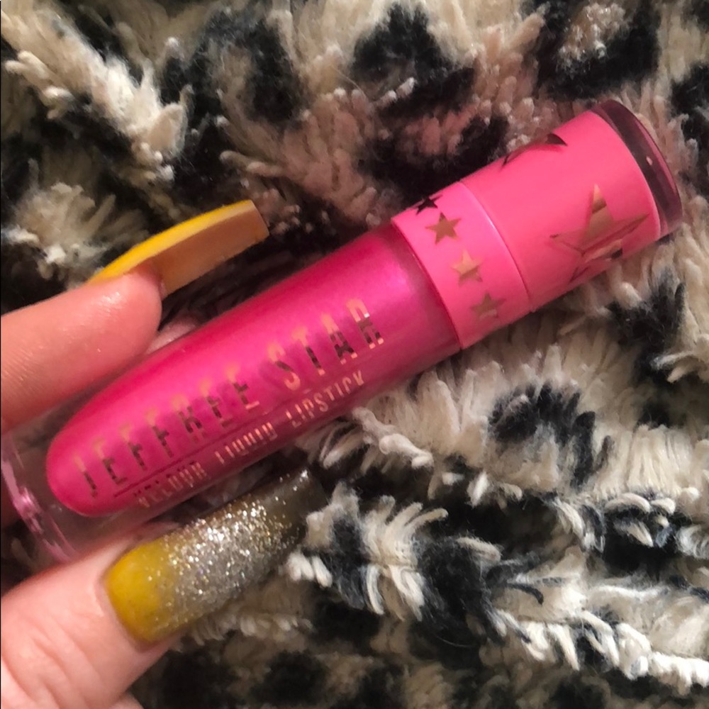 Jeffree Star Cosmetics liquid lipstick- DREAMHOUSE